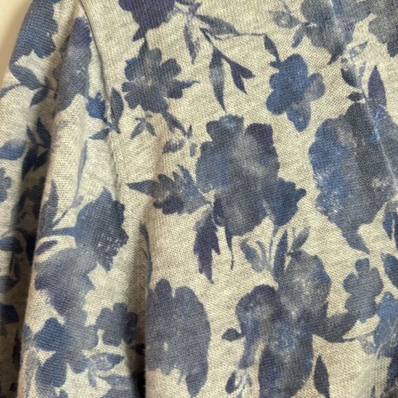 L.L. Bean Women Size Large Floral Print Pure Supima Cotton Cardigan Sweater EUC - Picture 4 of 8